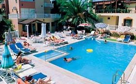 Grand Nett Beach